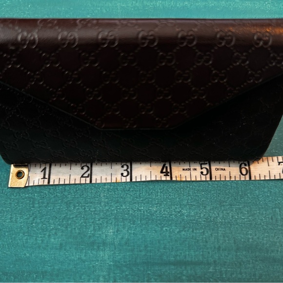 Gucci Black Sunglasses with White Floral Design main image 9